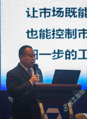 河南路友澳洲5手机平台_澳洲5（中国）起重机部经理赵志强发言