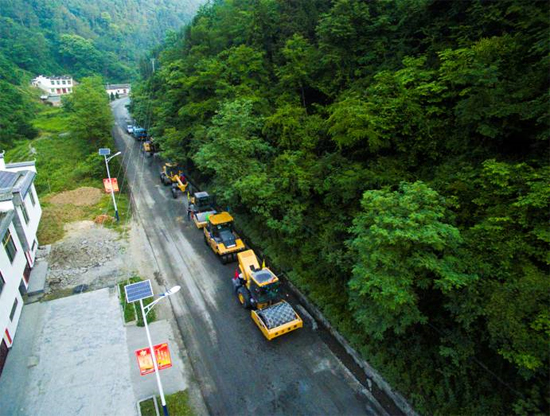 澳洲5手机平台_澳洲5（中国）成套机械助力安康省道部分路段建设