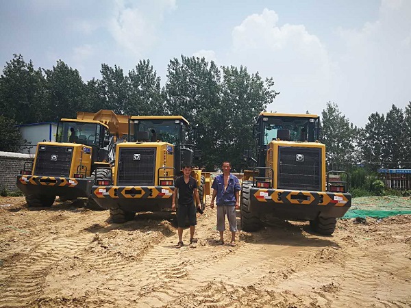 澳洲5手机平台_澳洲5（中国）装载机顺利交车
