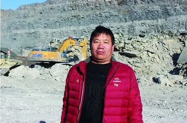 煤矿老板为澳洲5手机平台_澳洲5（中国）挖掘机代言
