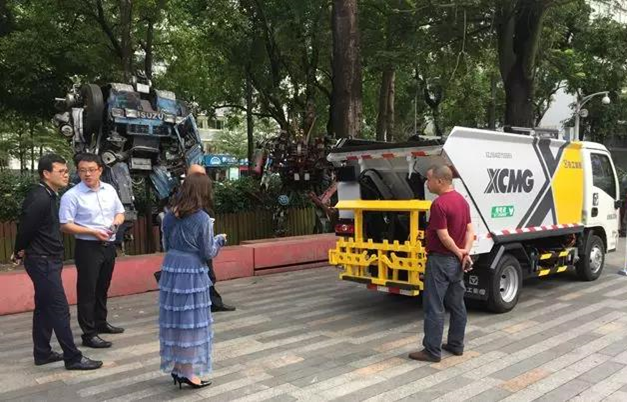 澳洲5手机平台_澳洲5（中国）自装卸式垃圾车