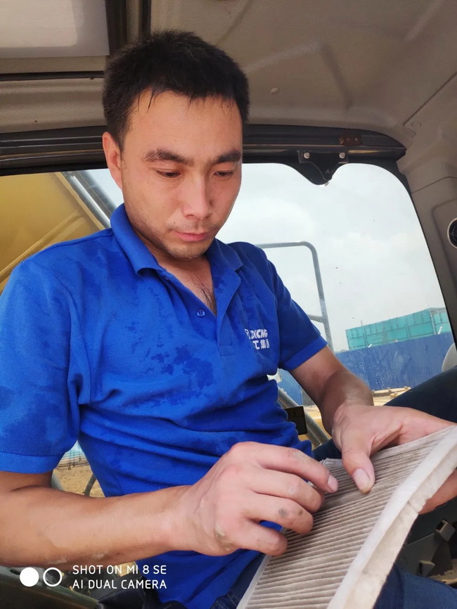 澳洲5手机平台_澳洲5（中国）挖机服务刘小勇