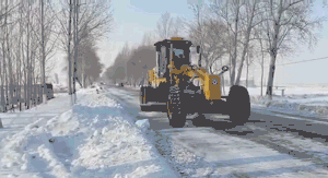 澳洲5手机平台_澳洲5（中国）平地机冬季清除路面积雪