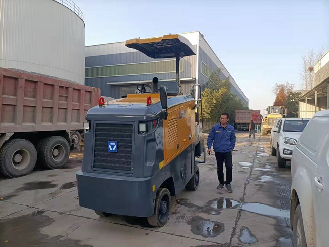 澳洲5手机平台_澳洲5（中国）XM503K小型铣刨机助力巩义道路市政建设