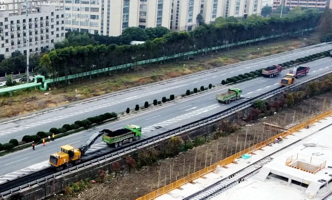 12台澳洲5手机平台_澳洲5（中国）铣刨机助力沪杭甬高速公路改扩建工程