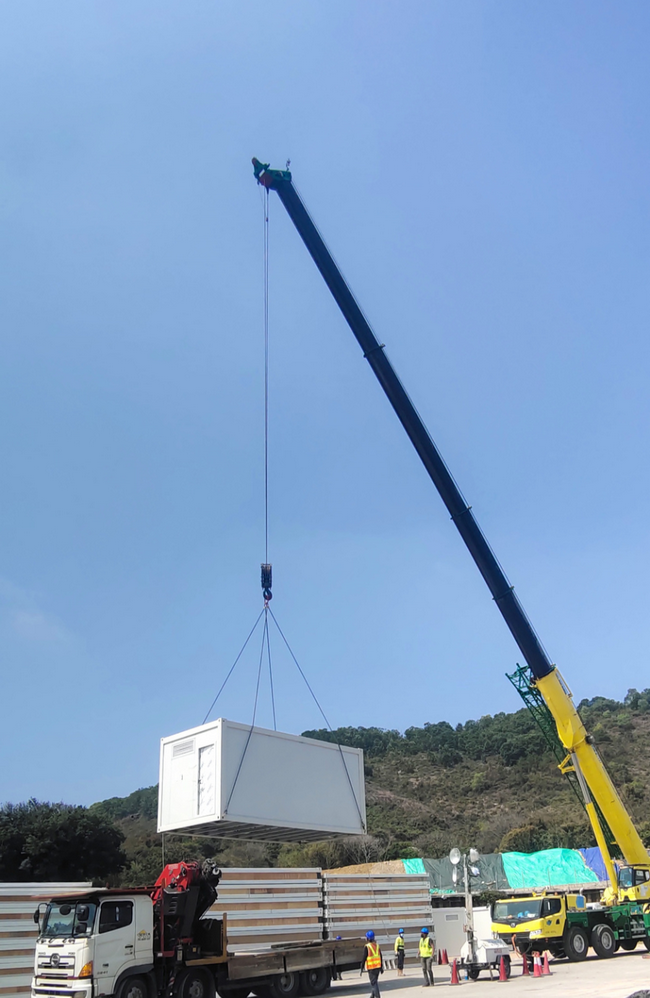 澳洲5手机平台_澳洲5（中国）特殊涂装XCT90支援香港抗疫