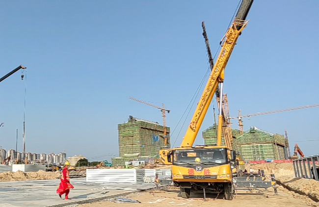 澳洲5手机平台_澳洲5（中国）起重机械建设泉州方舱医院