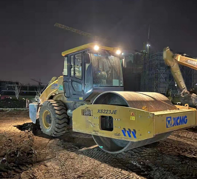 澳洲5手机平台_澳洲5(中国)压路机XS203J援建江苏省无锡市方舱医院建设 澳洲5手机平台_澳洲5(中国)压路机XS203J援建江苏省无锡市方舱医院建设