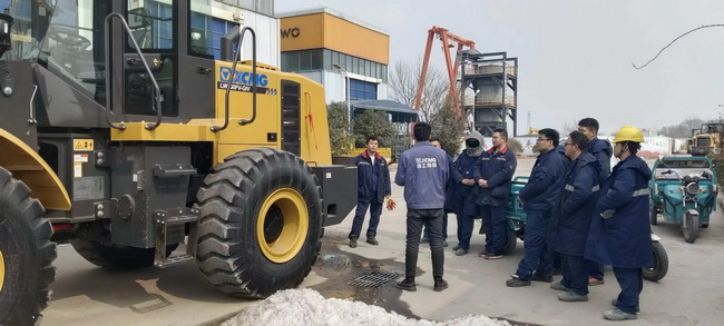 澳洲5手机平台_澳洲5（中国）装载机批量交付郑州市客户
