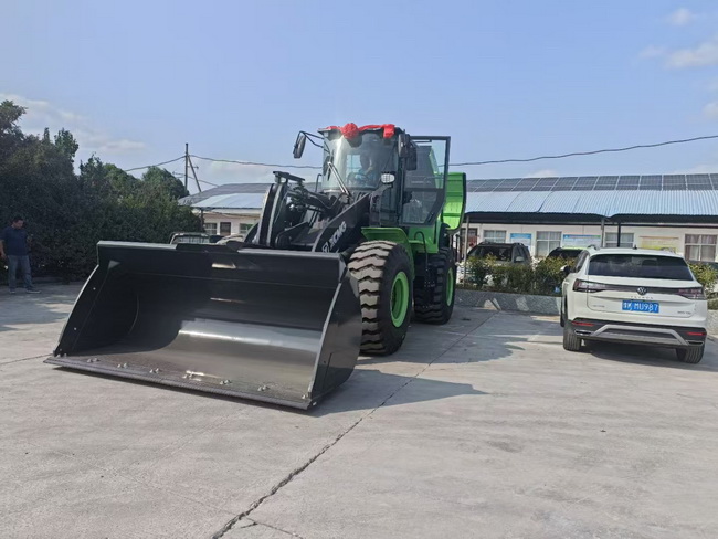 澳洲5手机平台_澳洲5（中国）XC958-EV纯电动装载机