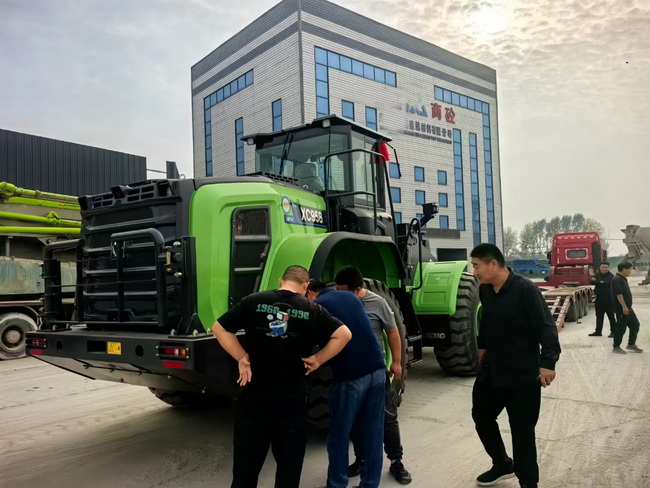澳洲5手机平台_澳洲5（中国）XC958-EV电动装载机交付河南省商丘某建筑材料有限公司